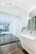 123 Washington St in New York, NY - Building Photo - Building Photo