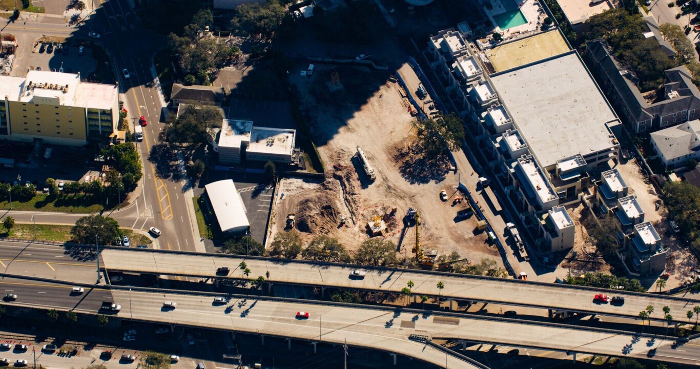 Ritz-Carlton Residences  Tower II in Tampa, FL - Building Photo