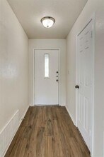 6640 Inwood Dr in Watauga, TX - Building Photo - Building Photo