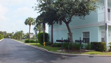 3264 Amanda Ln-Unit -N/A in Naples, FL - Building Photo - Building Photo