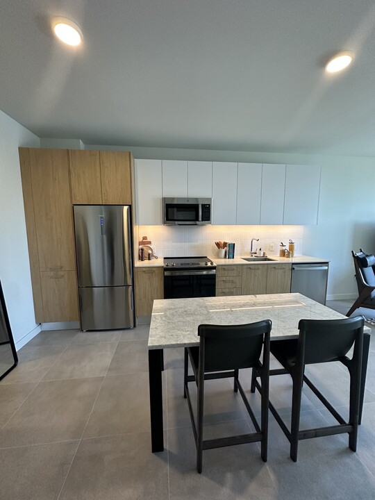 332 NW 34th St, Unit 610 in Miami, FL - Building Photo