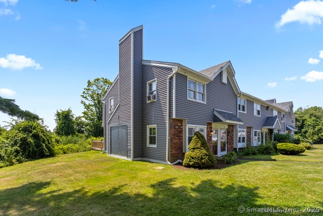 211 E Main St in Branford, CT - Building Photo - Building Photo