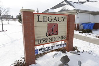 Hertiage Townhomes in Cambridge, MN - Building Photo - Building Photo