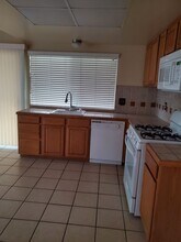 1605 Eastwick Ct in Modesto, CA - Building Photo - Building Photo