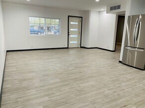 2020 E Weldon Ave in Phoenix, AZ - Building Photo - Building Photo