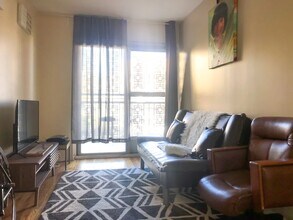 Furnished room/NOT APARTMENT, Unit 3FL in Brooklyn, NY - Building Photo - Building Photo