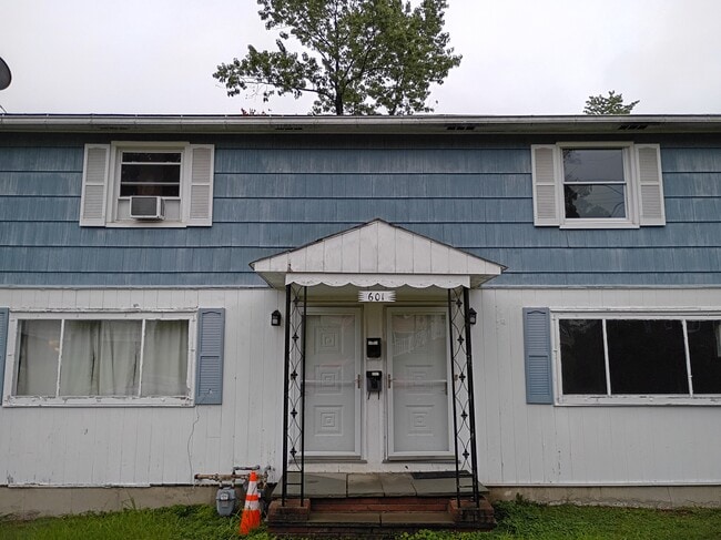601 Zimmer Ave, Unit Apt A