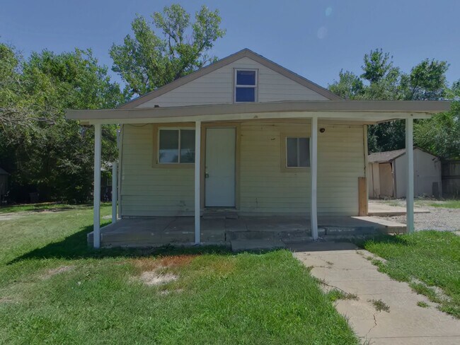 property at 3132 S Davidson St