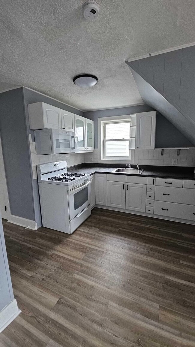 property at 108 E Gibbons St