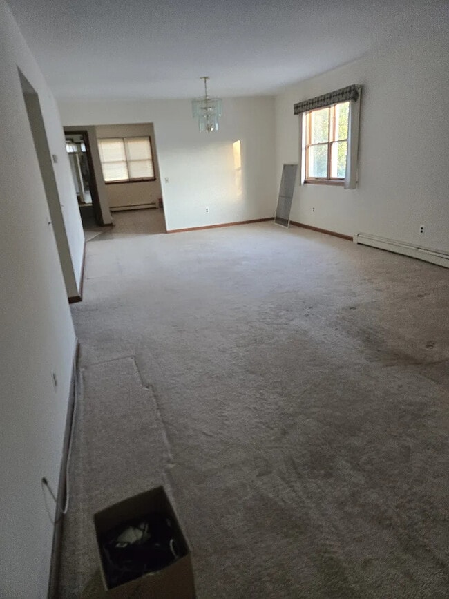 1456 Nepperhan Ave, Unit 2 in Yonkers, NY - Building Photo - Building Photo
