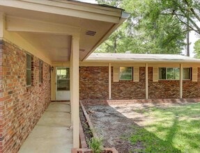 202 Little John Trail in Hot Springs, AR - Building Photo - Building Photo