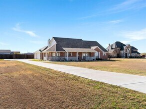 217 Ridge Country Rd in Haslet, TX - Building Photo - Building Photo