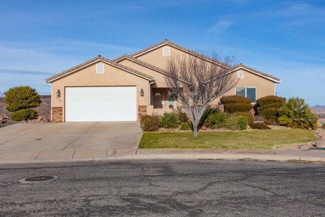 property at 728 Obsidian Dr