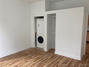 90 Tracy St in Buffalo, NY - Building Photo - Building Photo