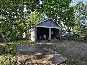 2911 Robertson Ave, Unit Oakley perfect 2 Br in Cincinnati, OH - Foto de edificio - Building Photo