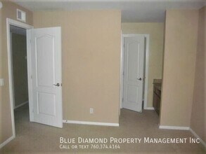 530 Calle Montecito in Oceanside, CA - Building Photo - Building Photo