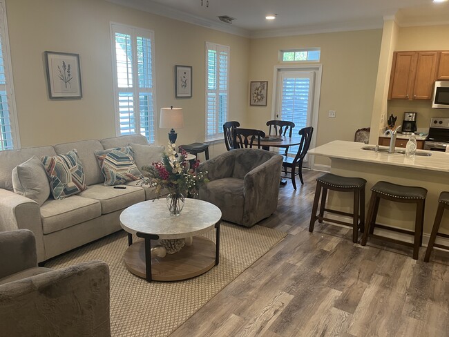 property at 1225 Blakeway St
