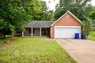 213 Northbridge Dr in Stockbridge, GA - Building Photo
