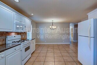 1706 E 22nd St in Austin, TX - Building Photo - Building Photo