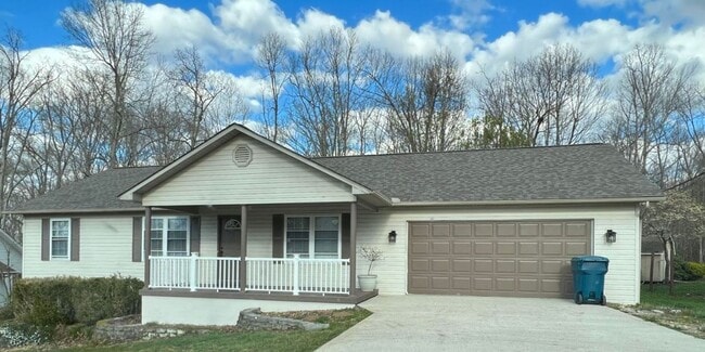 property at 392 Southridge Cir