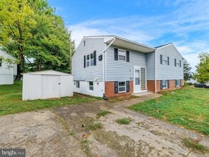 4001 Starbrook Rd in Randallstown, MD - Building Photo - Building Photo