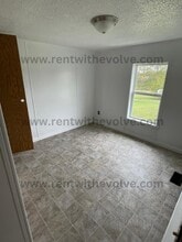 1392 N 200 W in Winchester, IN - Building Photo - Building Photo