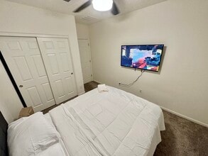 3851 E Balsam Dr in Chandler, AZ - Building Photo - Building Photo