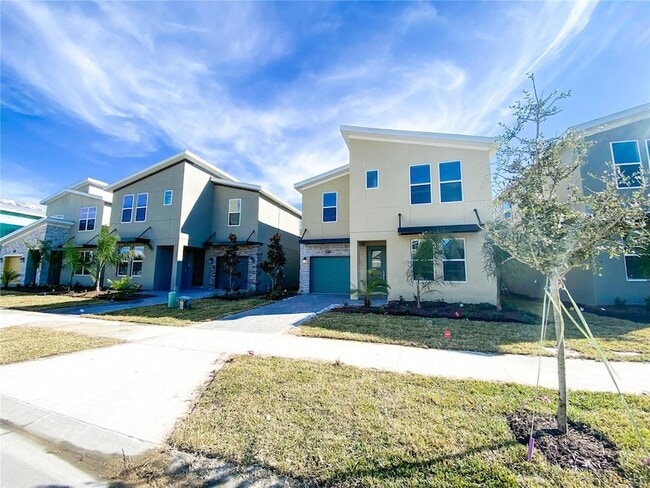 977 Leader St in Davenport, FL - Building Photo - Building Photo