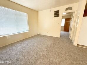 1211 W Apache Trail in Apache Junction, AZ - Building Photo - Building Photo