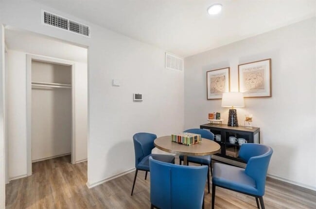 property at 11715 S Glen Dr