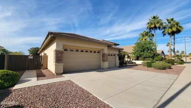 4910 N 128th Ln in Litchfield Park, AZ - Building Photo - Building Photo