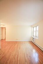 2835 N Cambridge Ave, Unit #214 in Chicago, IL - Building Photo - Building Photo