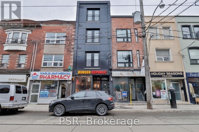 property at 1171 Dundas St W