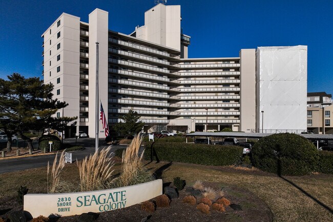 Seagate Colony in Virginia Beach, VA - Foto de edificio - Building Photo