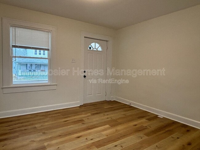 83 N Ewing St in Indianapolis, IN - Building Photo - Building Photo