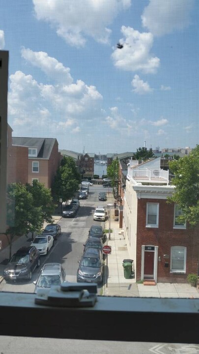 2324 Essex street - 3rd Floor in Baltimore, MD - Foto de edificio