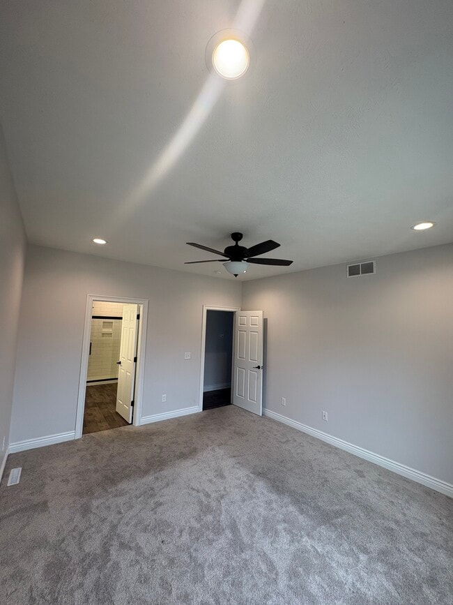 205 Ridgeview Dr in Battle Creek, MI - Foto de edificio - Building Photo