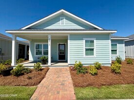 2413 Rushes Ave in Panama City, FL - Building Photo