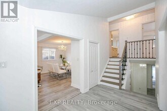 234 Pinetree Way in Mississauga, ON - Building Photo - Building Photo