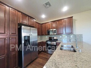 2356 Wharton Ln in Roseville, CA - Building Photo - Building Photo