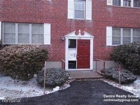 129 Lake Shore Rd, Unit 4 in Boston, MA - Building Photo