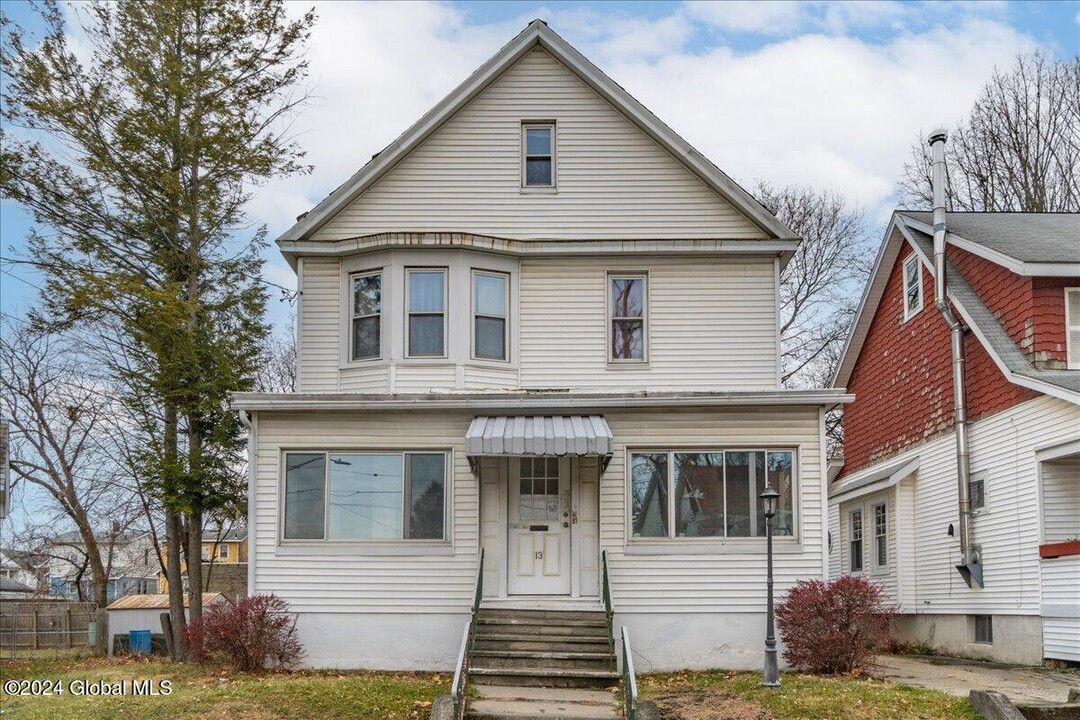 13 Marshall St in Albany, NY - Building Photo