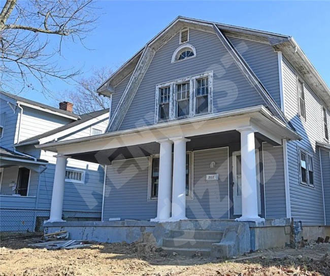 property at 2112 Ravenwood Ave