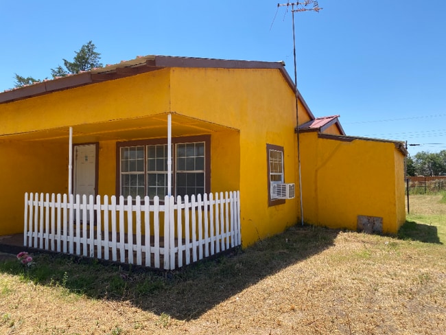 115 Duggan Ave in Anton, TX - Building Photo - Building Photo