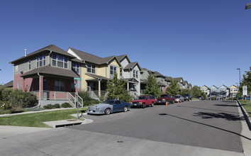 Globeville Townhomes in Denver, CO - Building Photo - Building Photo