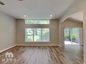 6041 Spring Creek Ct in Mount Dora, FL - Building Photo - Building Photo