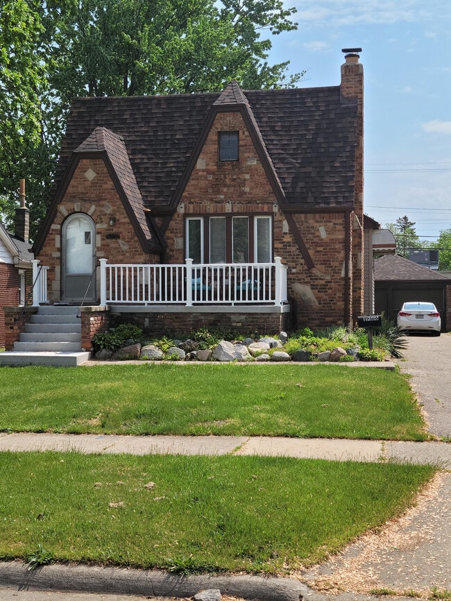 property at 19166 Centralia