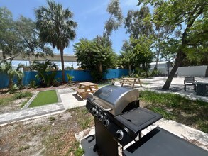 4511 W McElroy Ave in Tampa, FL - Building Photo - Building Photo