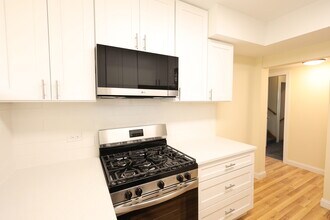 6157 W Belmont Ave in Chicago, IL - Building Photo - Building Photo