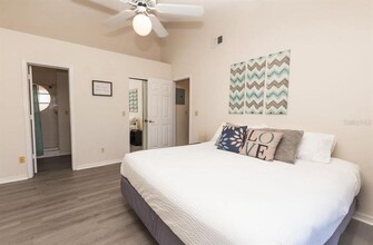 2492 Sweetwater Club Cir in Kissimmee, FL - Building Photo - Building Photo